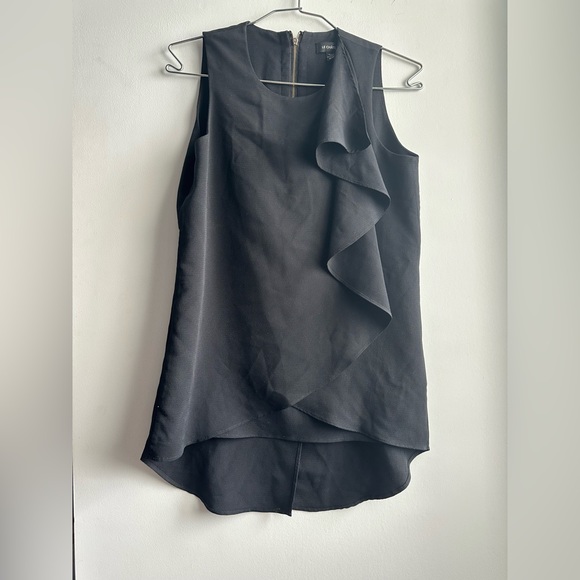 le chateau Tops - Le chateau women’s top